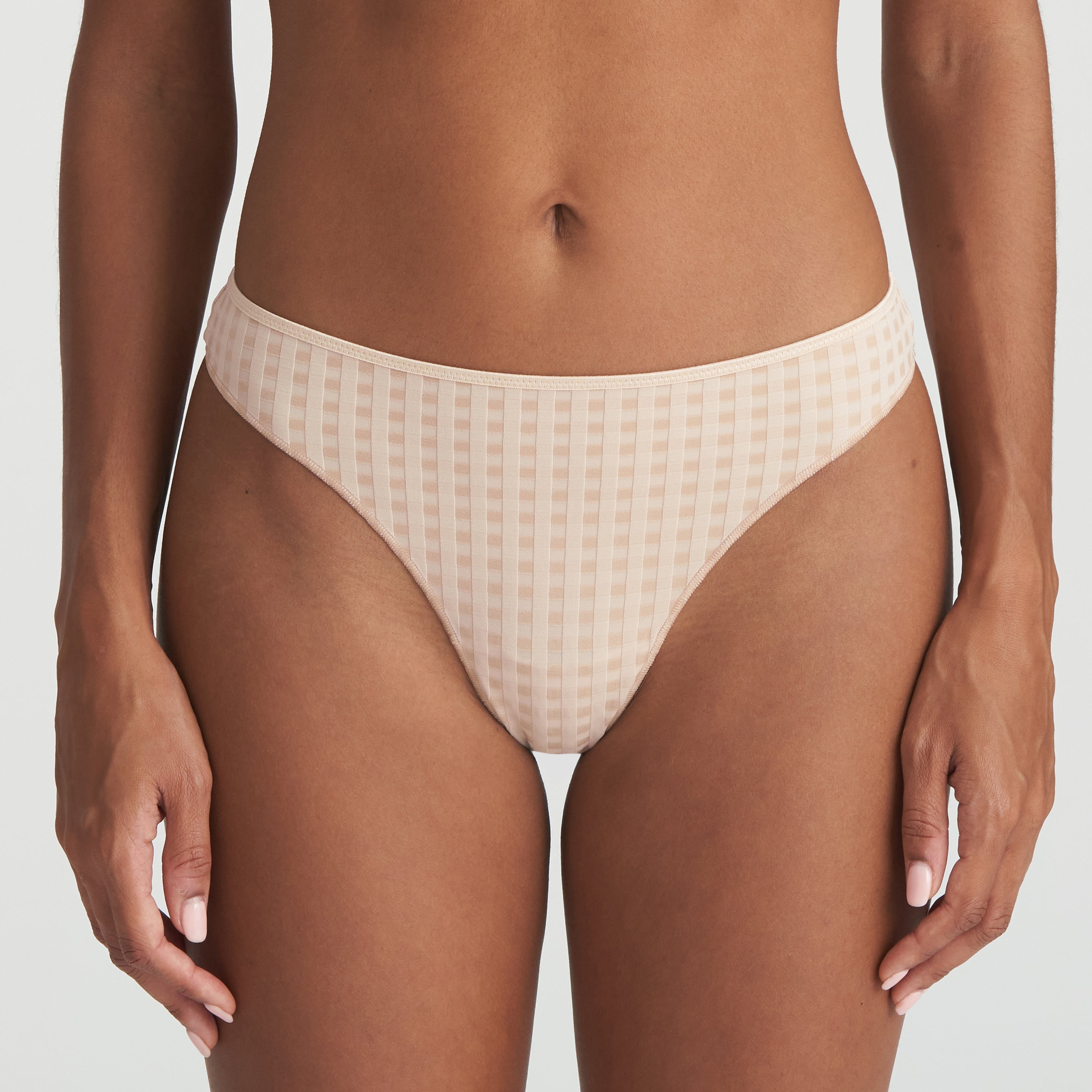 Marie Jo Avero G-streng i beige - fri fragt ved køb!